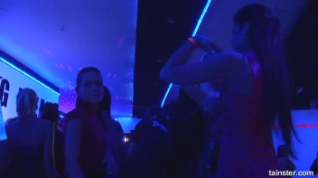 Spring Break Blow-Out Part 2 - Cam 4 Screencap 20 on sinx.preview.netperv.com