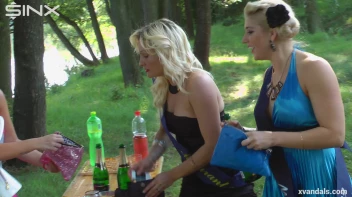 Beauty queens catfight in a lake - Cam 1 Screencap 22 on sinx.preview.netperv.com