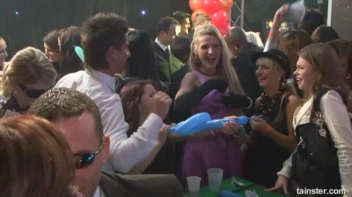 Gash Gamblers Part 1 - Cam 1 Screencap 38 on sinx.preview.netperv.com