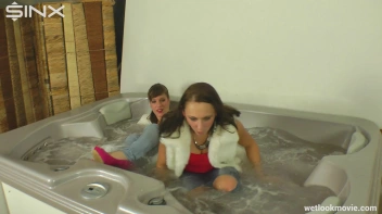 Sexy Intruders Play In The Hot Tub Screencap 30 on sinx.preview.netperv.com