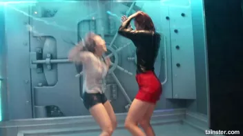 These gorgeous babes love to get wet Screencap 28 on sinx.preview.netperv.com