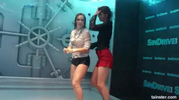 These gorgeous babes love to get wet Screencap 34 on sinx.preview.netperv.com