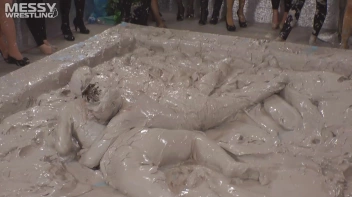 Muddy Wrestling: Fired Up Eurobabes Bring On The Mess - Audience Gets It! Screencap 33 on sinx.preview.netperv.com