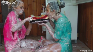 Sweet Toothed Babes Splosh With Puddings Screencap 42 on sinx.preview.netperv.com