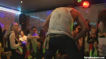 Party Hardcore Gone Crazy Vol. 11 Part 2 - Cam 2 Screencap 16 on sinx.preview.netperv.com