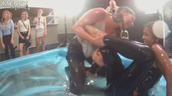 Messy Wrestling: Multi Battle Oil Freaks Slop It Up And Bring The Heat! Screencap 88 on sinx.preview.netperv.com