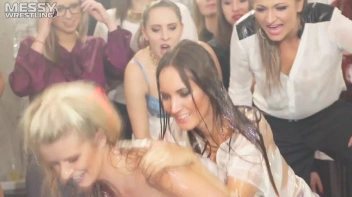 Messy Wrestling: Multi Battle Oil Freaks Slop It Up And Bring The Heat! Screencap 15 on sinx.preview.netperv.com