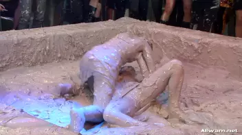 Get Your Mess On, Ladies! Screencap 25 on sinx.preview.netperv.com