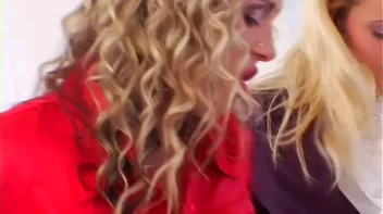 A Taste for Watersports Screencap 44 on sinx.preview.netperv.com