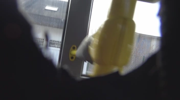 Heimlich im Bus gepisst Screencap 36 on sinx.preview.netperv.com