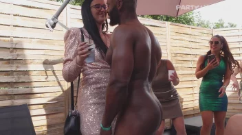 Summer Party Hardcore Part 1 - Main Edit Screencap 101 on sinx.preview.netperv.com