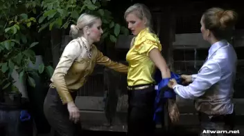 High Class Garden Mess Screencap 53 on sinx.preview.netperv.com