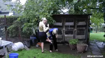 High Class Garden Mess Screencap 2 on sinx.preview.netperv.com