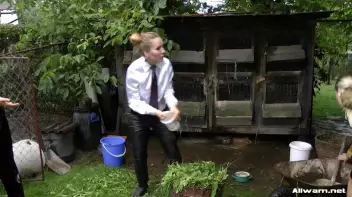 High Class Garden Mess Screencap 34 on sinx.preview.netperv.com