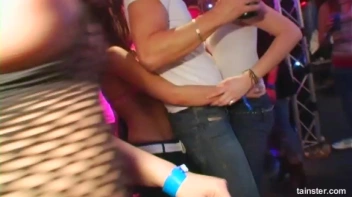 Blue Jean Babes Part 3 Cam 3 Screencap 80 on sinx.preview.netperv.com