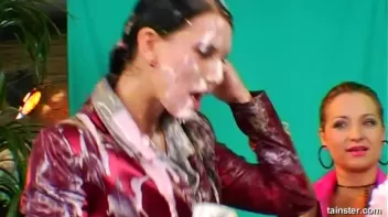 Epic Food Fight Screencap 35 on sinx.preview.netperv.com