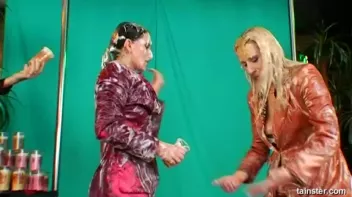 Epic Food Fight Screencap 43 on sinx.preview.netperv.com