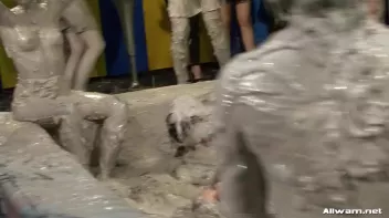 When Two Mud Battles Become One Screencap 84 on sinx.preview.netperv.com