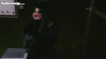 Bitch Problems At The Bus Stop Screencap 1 on sinx.preview.netperv.com