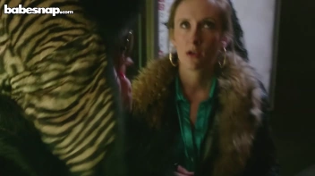 Bitch Problems At The Bus Stop Screencap 10 on sinx.preview.netperv.com