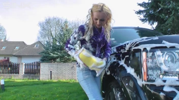 Wet & Messy Car Washing For Playful Blonde Screencap 20 on sinx.preview.netperv.com
