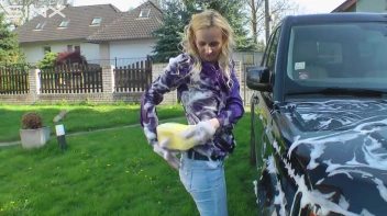 Wet & Messy Car Washing For Playful Blonde Screencap 25 on sinx.preview.netperv.com