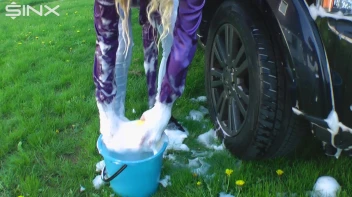 Wet & Messy Car Washing For Playful Blonde Screencap 32 on sinx.preview.netperv.com