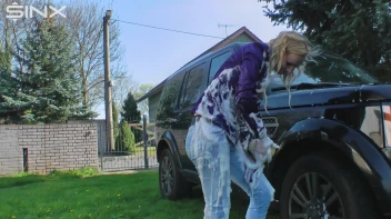 Wet & Messy Car Washing For Playful Blonde Screencap 44 on sinx.preview.netperv.com