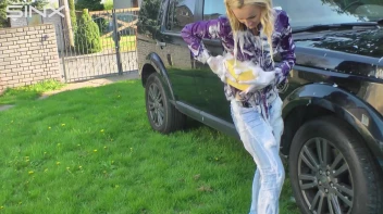 Wet & Messy Car Washing For Playful Blonde Screencap 47 on sinx.preview.netperv.com