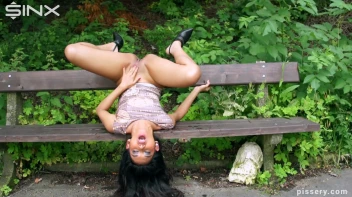 Sexy Pisser Caught Peeing In The Park Screencap 20 on sinx.preview.netperv.com
