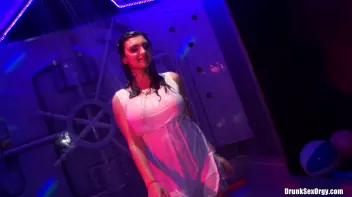 International Summer Lovin' Part 4 - Shower Cam Screencap 7 on sinx.preview.netperv.com