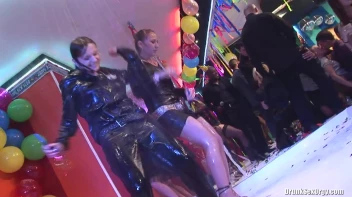 New Year's Sex Ball Part 1 - Cam 4 Screencap 46 on sinx.preview.netperv.com