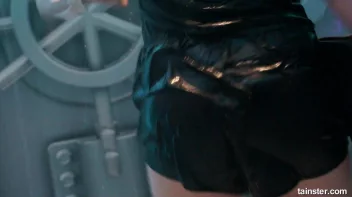 Sweet girls getting the wetlook Screencap 26 on sinx.preview.netperv.com