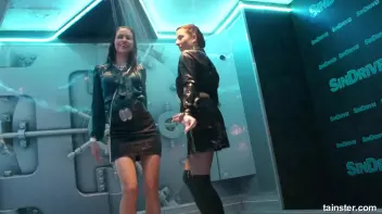 Sexy amateur chicks own the wet dancefloor Screencap 9 on sinx.preview.netperv.com