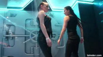 Sexy amateur chicks own the wet dancefloor Screencap 25 on sinx.preview.netperv.com