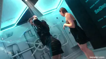 Sexy amateur chicks own the wet dancefloor Screencap 44 on sinx.preview.netperv.com