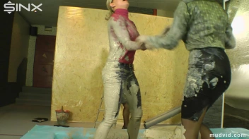 Sexy Professionals Mud Wrestling Mania Screencap 29 on sinx.preview.netperv.com