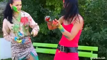 Extreme Finger Painting Goes Eurobabe Brawl Screencap 15 on sinx.preview.netperv.com