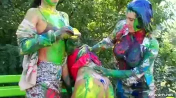Extreme Finger Painting Goes Eurobabe Brawl Screencap 47 on sinx.preview.netperv.com