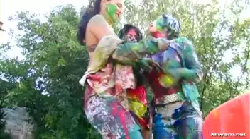 Extreme Finger Painting Goes Eurobabe Brawl Screencap 51 on sinx.preview.netperv.com