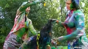 Extreme Finger Painting Goes Eurobabe Brawl Screencap 61 on sinx.preview.netperv.com