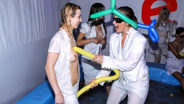 Latest deal - White Sensation Part 3 - Cam 2