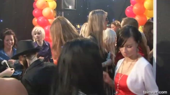 Gash Gamblers Part 3 - Cam 1 Screencap 7 on sinx.preview.netperv.com