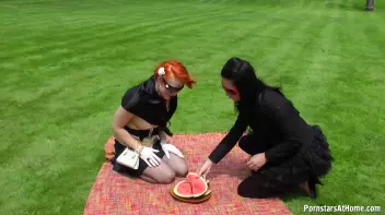 The Craziest Tourist Attraction In Town! Screencap 12 on sinx.preview.netperv.com