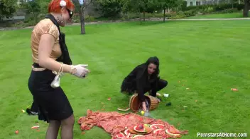 The Craziest Tourist Attraction In Town! Screencap 56 on sinx.preview.netperv.com