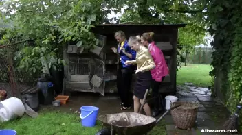 High Class Garden Mess Screencap 7 on sinx.preview.netperv.com