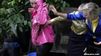 High Class Garden Mess Screencap 18 on sinx.preview.netperv.com