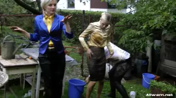 High Class Garden Mess Screencap 43 on sinx.preview.netperv.com