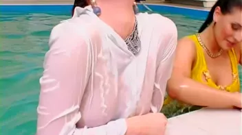 Sexy Water Soaked Apparel Screencap 82 on sinx.preview.netperv.com