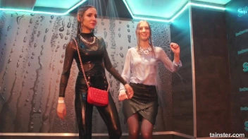 They Love It Wet and Frisky! Screencap 19 on sinx.preview.netperv.com